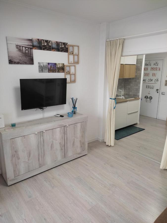 Xiphonia Holiday House Aci Castello Bagian luar foto